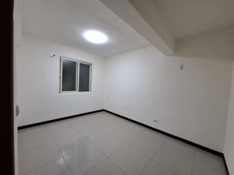 莊敬路全新裝潢，稀有面寬1樓可停車，近捷運交通及生活機能方便 - Image 16