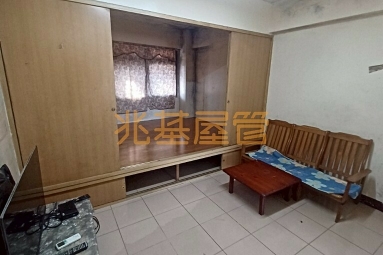 兆基社會住宅🏠成功市場旁⛳️超便宜大套房+置物間⛳️（第1張）