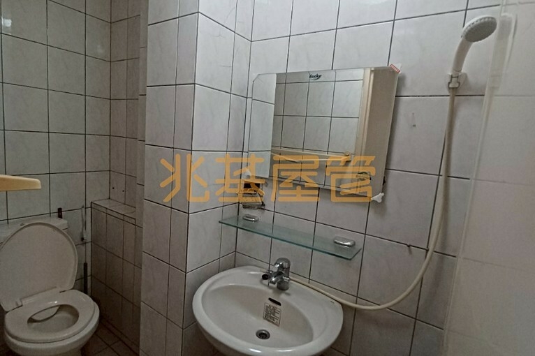 兆基社會住宅🏠成功市場旁⛳️超便宜大套房+置物間⛳️（第8張）