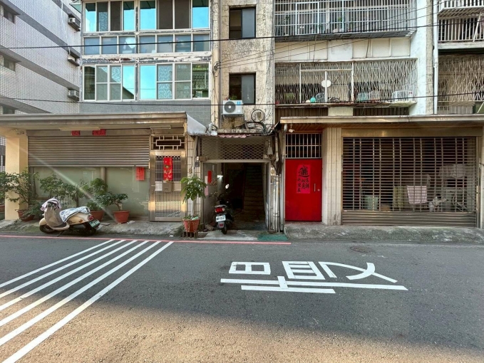 西區草悟道勤美誠品綠園道二房 - Image 12