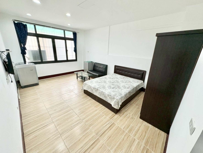 🧡請加賴🧡新光遠百🧡可短租🧡獨洗凸窗曬🧡稀有釋出🧡（第1張）