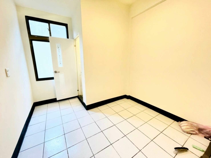 整棟透天💎5大房✨全新翻修💰可租補戶籍（第4張）