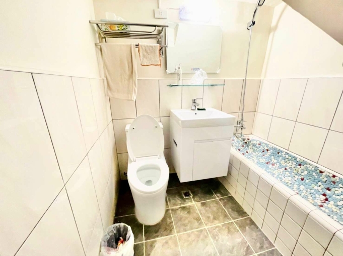 整棟透天💎5大房✨全新翻修💰可租補戶籍（第12張）