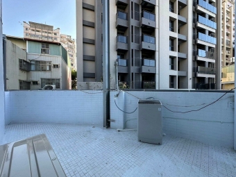 陽台獨洗🍀稀有可寵🍀租屋補助🍀可戶籍🍀子母車🍀飲水機🍀大露臺🍀職業友善（第10張）