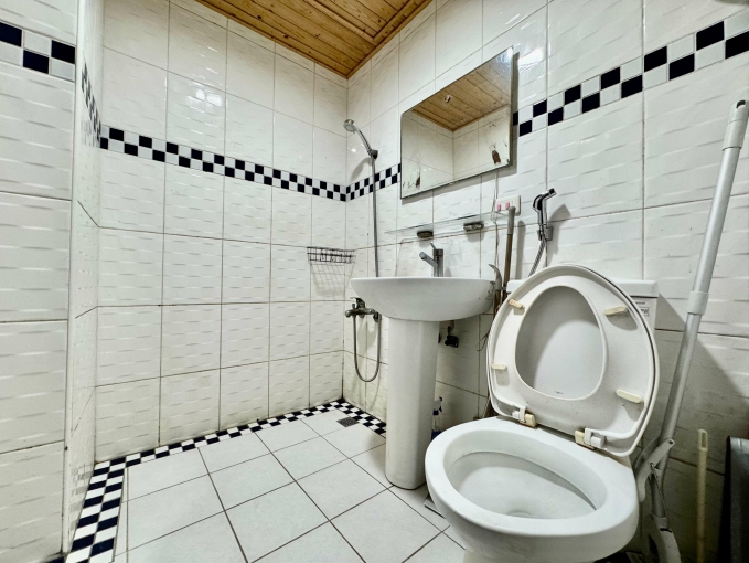 小資專屬🍀共洗獨曬🍀飲水機🍀變頻冷氣🍀機車位（第5張）