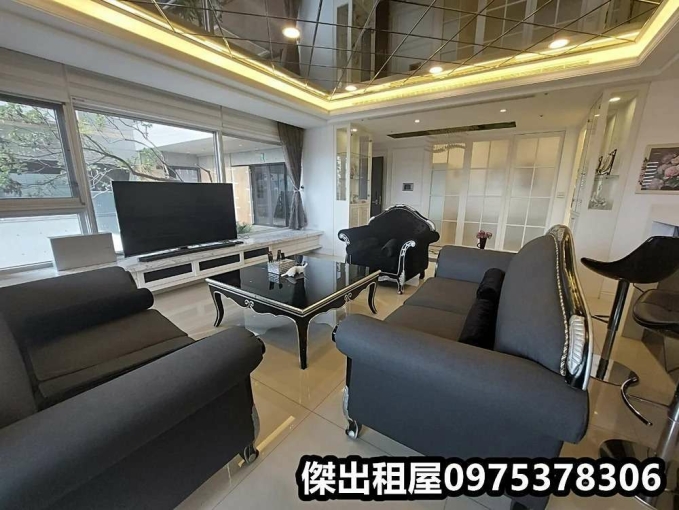 傑出租屋/站前高風景,知名優質豪宅!! - Image 1