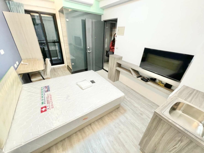 中科大.中國醫.體大🏆陽台獨洗🔆流理台🎀衛浴開窗✅可租補💙室內機車位（第1張）