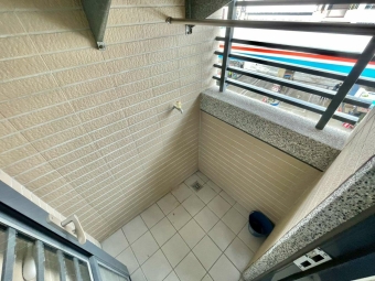 🔥霧峰秒殺電梯🔥陽台可獨洗🔥飲水機🔥乾溼分離（第3張）