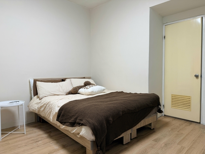 限女性台中西區搶手物件,靠近審計新村教育大學大套房197.A套房出租/內推陽台/大套房可曬衣/限女性/一方生活(第4張)