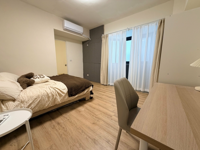 限女性台中西區搶手物件,靠近審計新村教育大學大套房197.A套房出租/內推陽台/大套房可曬衣/限女性/一方生活(第1張)