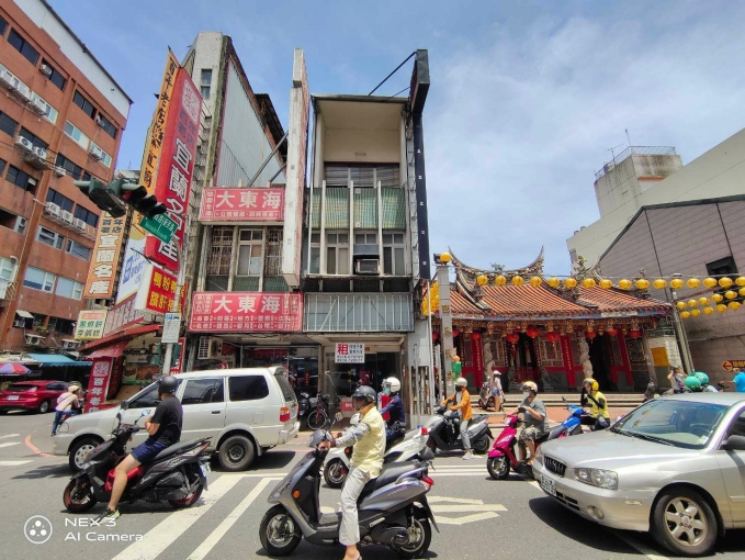 媽祖廟旁的商店街上(第1張)