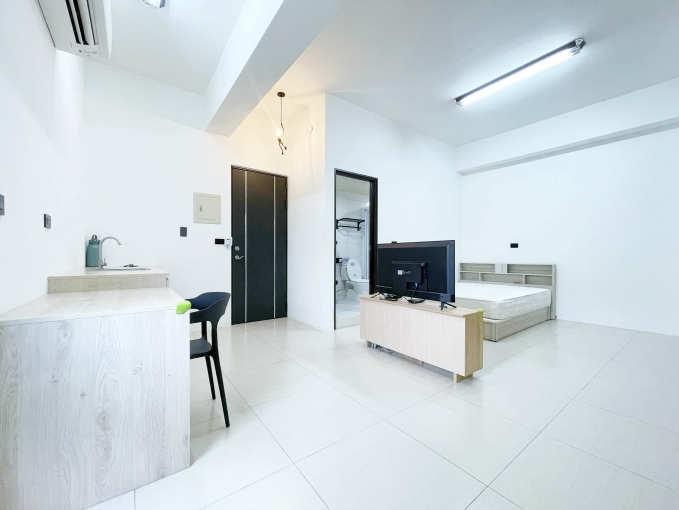 🏡私人小豪宅,回家像渡假🏡類一房一廳/陽台獨洗/全新完工/近火車站 - Image 4