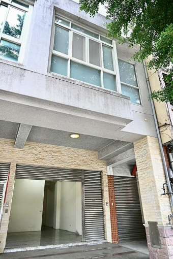 租客勞基法免費諮詢💖北區 正進化路熱鬧商業金店面（第1張）