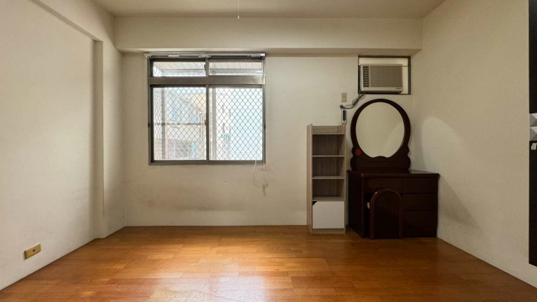 🏡 太平4房｜中山樹孝商圈｜稀有獨棟透天雙車庫.可租補 - Image 12