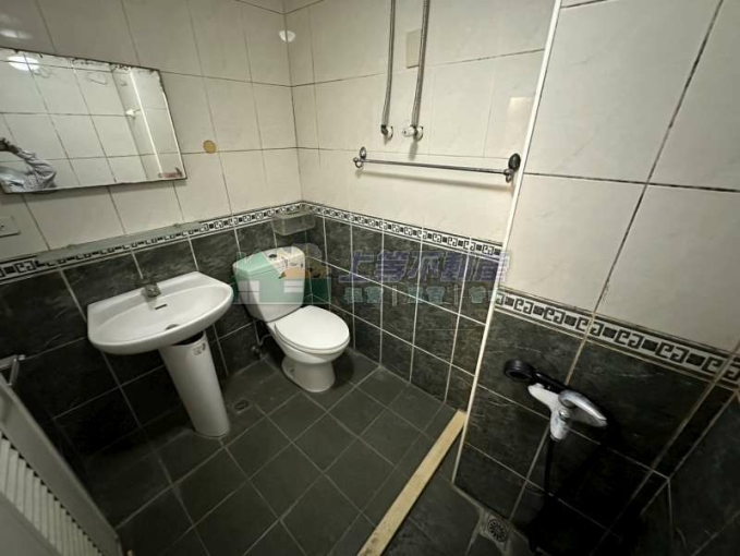 近園區金山街樓中樓電梯網路套房 - Image 7