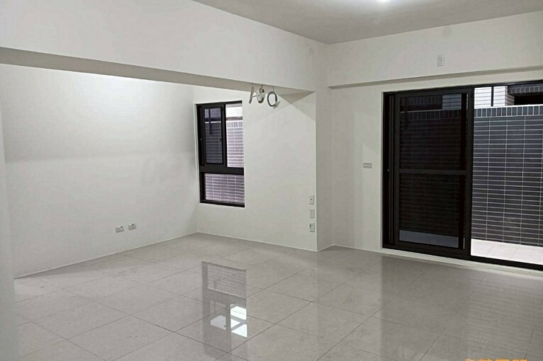 兆基社會住宅🏡免仲介,可租補,高級裝潢,大露台,平車（第4張）