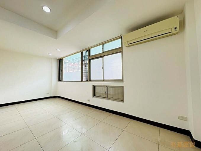 兆基社會住宅🏡大空間3房2廳2衛大廚房可租補(第1張)