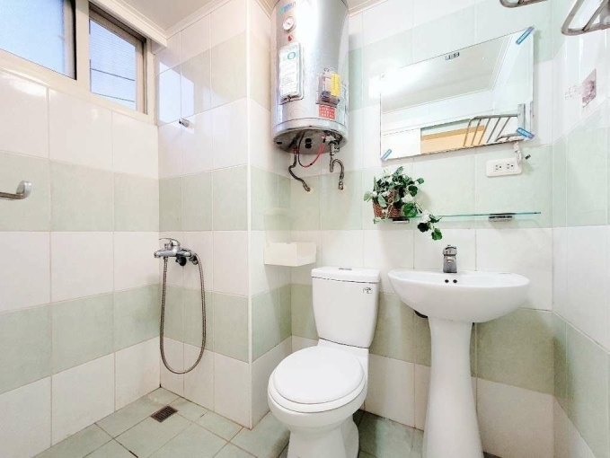 小資學生最愛✨可租補✨陽台獨洗✨流理臺✨衛浴開窗✨中國醫（第9張）