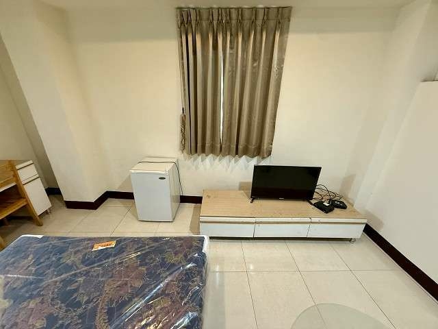 💞大象租屋💞近SOGO.威尼斯影城旁.漂亮網路大套房.附傢俱.家電.有陽台（第4張）