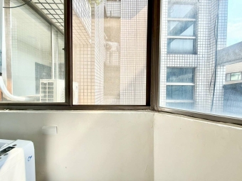 🏙️ NPH【康橋名邸】北區太原綠園道電梯華夏｜優質陽台獨洗曬大套房｜可租補｜包水、可寵物、有子母車 📌（第14張）