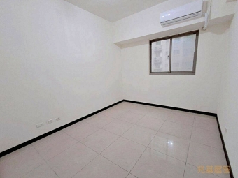 兆基社會住宅🏠榮耀之星整室全新油漆四房大坪數（第4張）