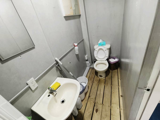 ☆松山車站☆五分埔熱鬧金店、方正大空間(第10張)