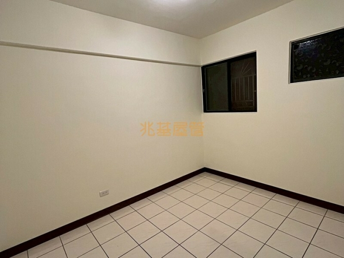 兆基社會住宅🏠👍🏻近廟口電梯四房👍🏻(第9張)