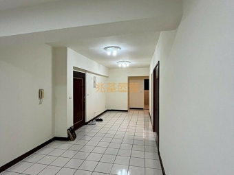 兆基社會住宅🏠👍🏻近廟口電梯四房👍🏻（第4張）