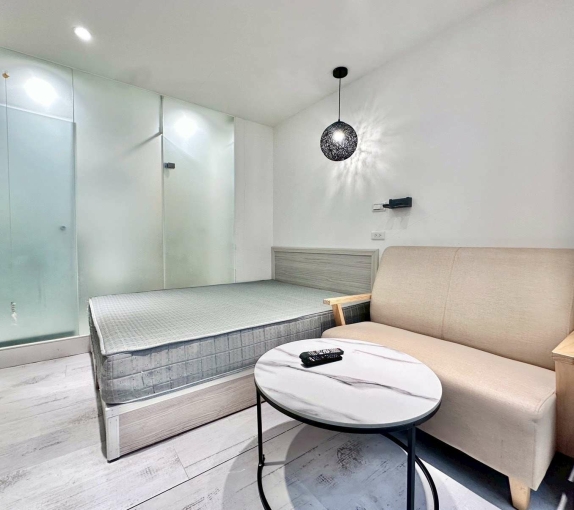 燙到要放耳邊降溫😺可寵可狗✨可租補✨洗烘脫💕近水湳 北平商圈⚡宇你相見（第7張）