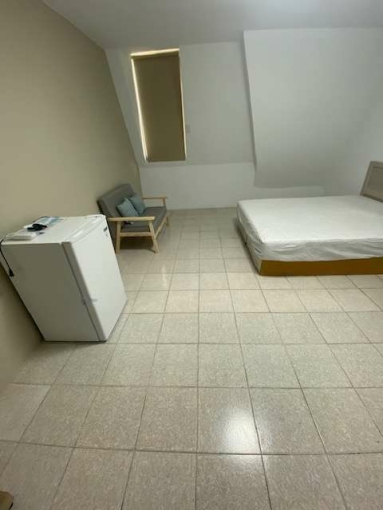 全新家具.優質套房、機能佳近奇美、成大、東橋有專人收垃圾（第4張）