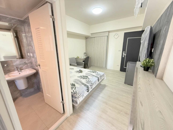 你需要999朵玫瑰還是一套房?✨陽台獨曬💕可租補✨近一中 台體💕宇你相見（第8張）