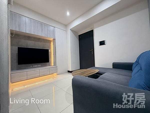 靠萬大路新裝潢電梯公寓兩房兩廳一衛一陽台一車位出租（第2張）