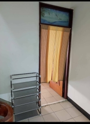 台中市東區超大雅房超大落地窗獨立陽台.一層二間共用一衛浴適合讀書考試環境乾淨清幽安靜 - Image 25