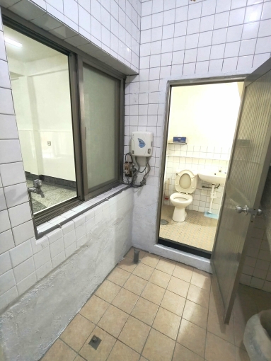 橘子🍊經貿同順公園旁⭐活路透天2房1衛⭐屋況佳可租補（第3張）