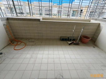 兆基🏡鄰埤角市場車庫別墅(事故屋)（第8張）