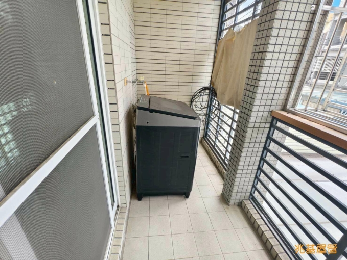 兆基🏡鄰埤角市場車庫別墅(事故屋)(第9張)