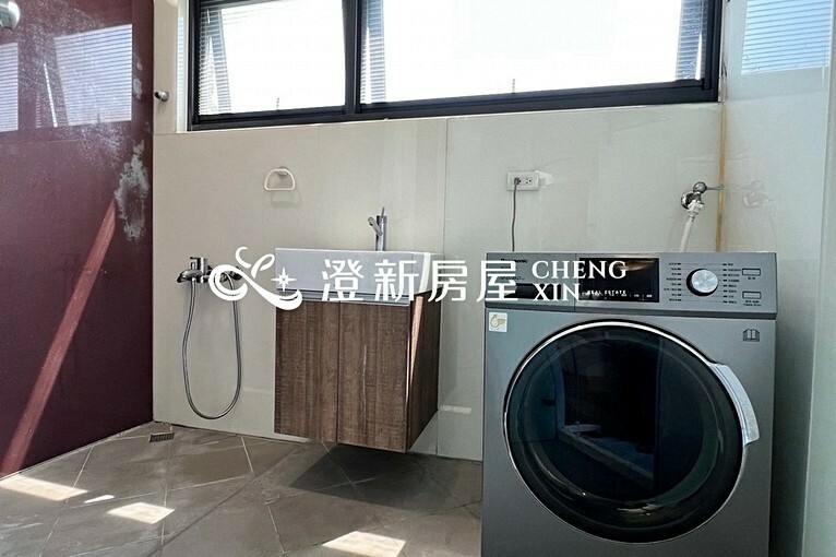 近巨城/精美質感民宿風兩房/採光通風佳/開闊景觀與精緻裝潢(第15張)