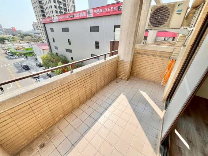 凱屋良緣💖整棟透天出租✨台電台水🌈5房1廳4衛3陽台（第15張）