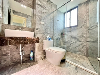 凱屋良緣💖整棟透天出租✨台電台水🌈5房1廳4衛3陽台（第12張）