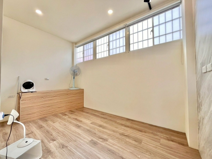 凱屋良緣💖整棟透天出租✨台電台水🌈5房1廳4衛3陽台（第3張）