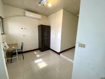 💞大象租屋💞近中原大學旁.電梯漂亮網路大套房.有陽台.傢俱齊全（第7張）