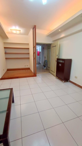 逢甲商圈3+1房(可租平車)(第8張)