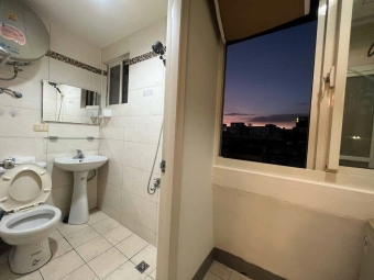 桃園市近中壢火車站商圈，黃金學區，歐風裝潢、網路免費提供，便宜優惠，寧靜品質。歡迎上班族、學生承租。 - Image 28