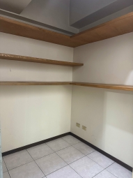 高雄市鳳山區建國路與青年路口歐洲皇家大樓（第4張）