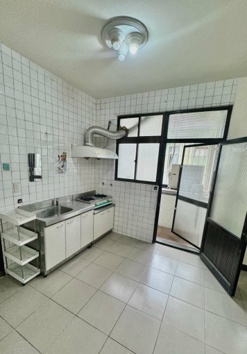 近大坪林捷運站 採光通風佳 4房2廳1衛1廚 - Image 7