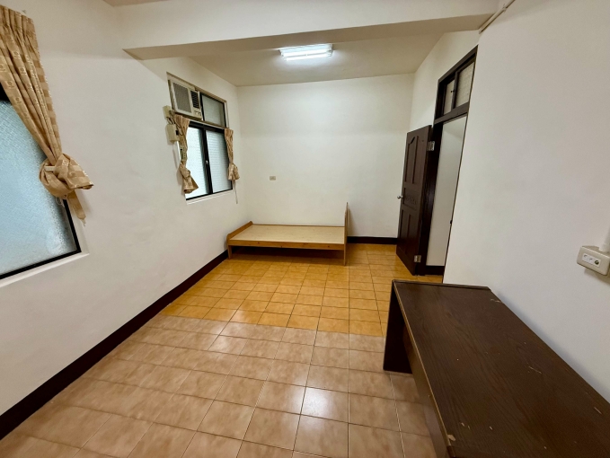 💞大象租屋💞近中原大學.五大房.空屋附冷氣.1樓可停汽車 - Image 14