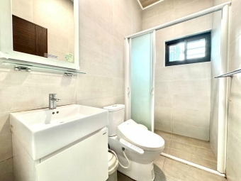 🔥豐原全新透天🔥陽台獨洗🔥乾濕分離🔥近豐原體育場 - Image 11