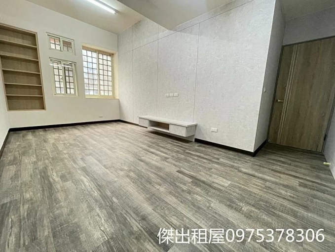 傑出租屋/社區大坪數3房,含管,可補助 - Image 4