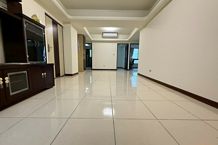 兆基社會住宅🏠七堵✅微裝潢大坪數✅超便宜有車位3房2廳2衛（第3張）