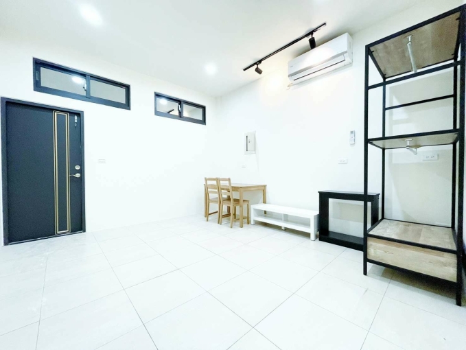 🏡整棟透天屋況新🏡可租補•平面車位•3房2廳4衞•閒閒套房•合作國小•豐南國中•社皮公園 - Image 1